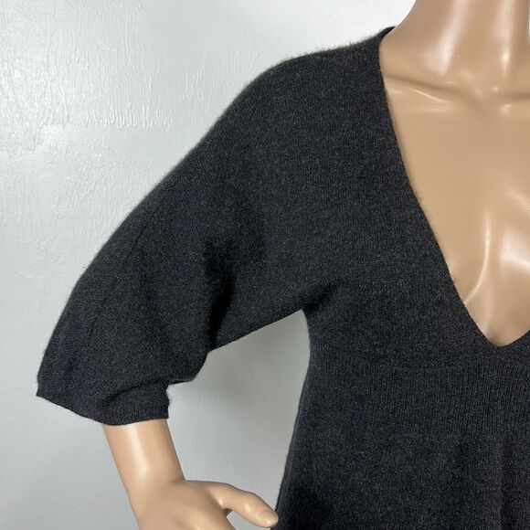 Vince Charcoal Gray Cashmere Half Sleeve V-neck Babydoll Sweater Size XS - Picture 2 of 7